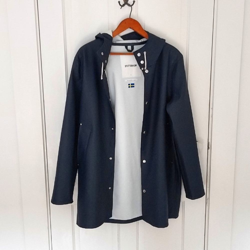 Stutterheim Stockholm Navy Raincoat Size Small